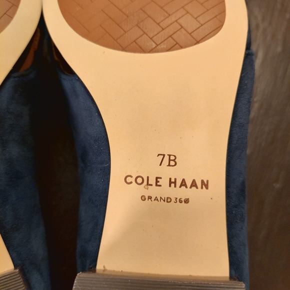 NEW! Cole Haan Women's Vanya Tassel Flat Elegant Navy Loafers Preppy Sz 7B $170 - Picture 11 of 14